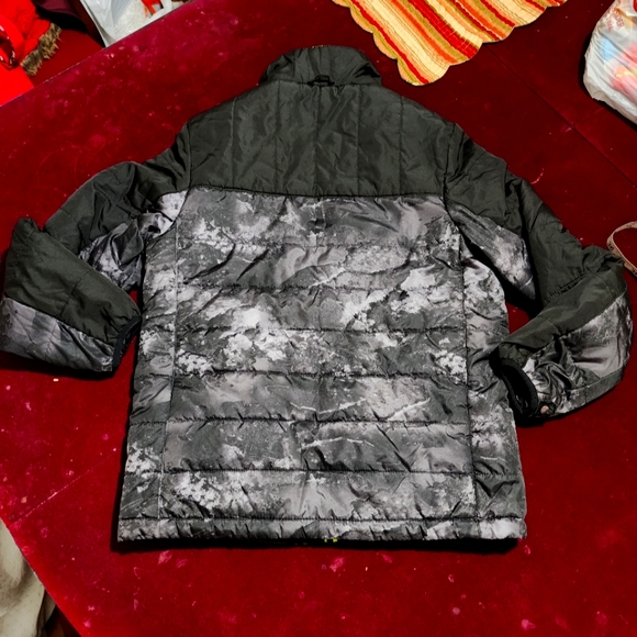 GERRY - BOYS BLACK CAMO PUFFER JACKET - Picture 8 of 8